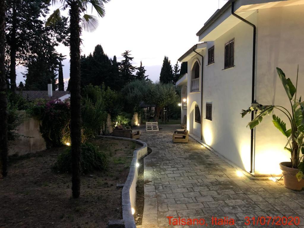 Relais Villa Lama Boutique Hotel Taranto Luaran gambar